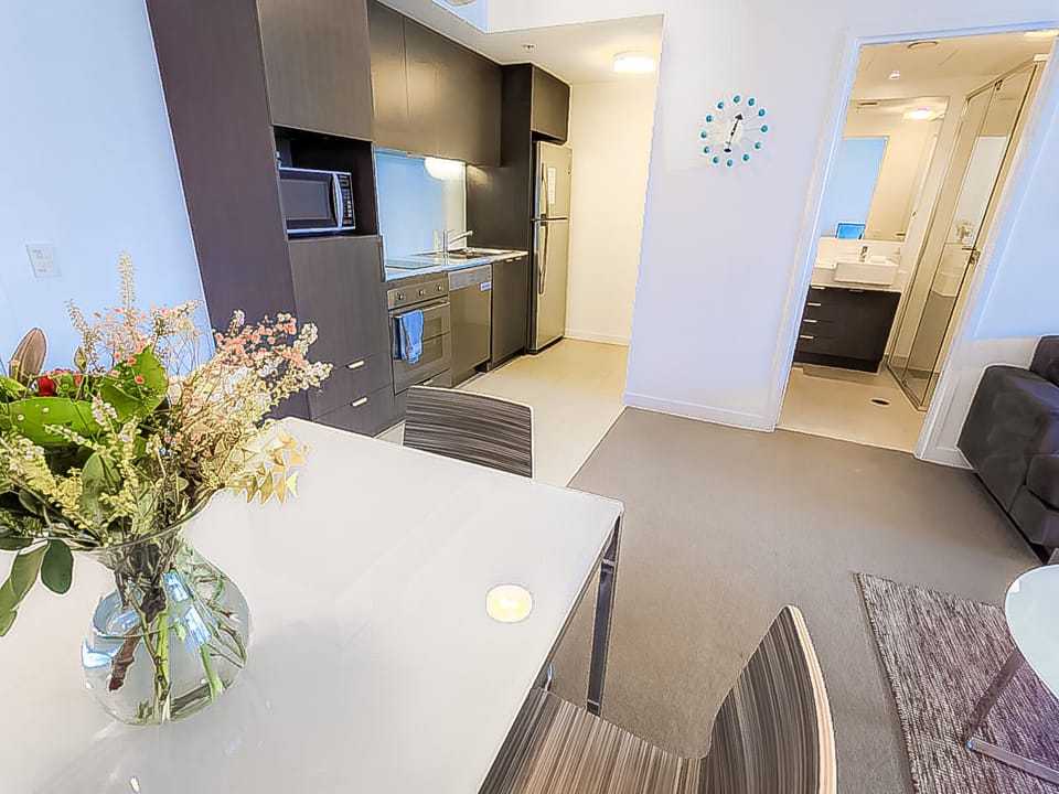 1 Bedroom City View Apartment | Living area | 42-inch flat-screen TV with digital channels, Smart TV, Netflix
