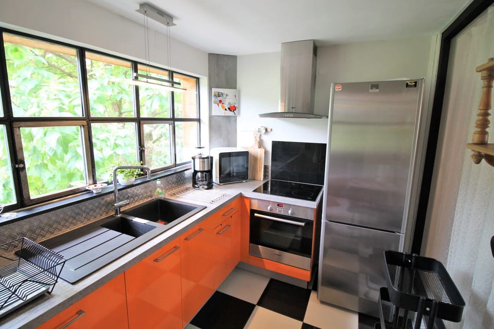 House | Private kitchen | Microwave, oven, dishwasher, coffee/tea maker