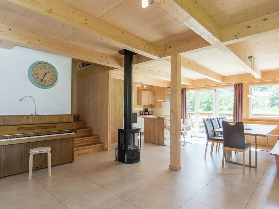 Chalet | Dining