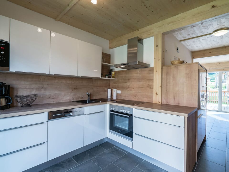 Chalet | Private kitchen | Highchair