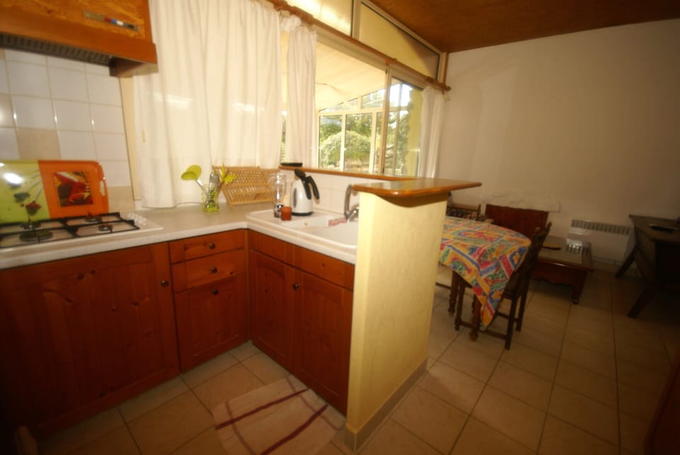House | Private kitchen | Fridge, coffee/tea maker, highchair
