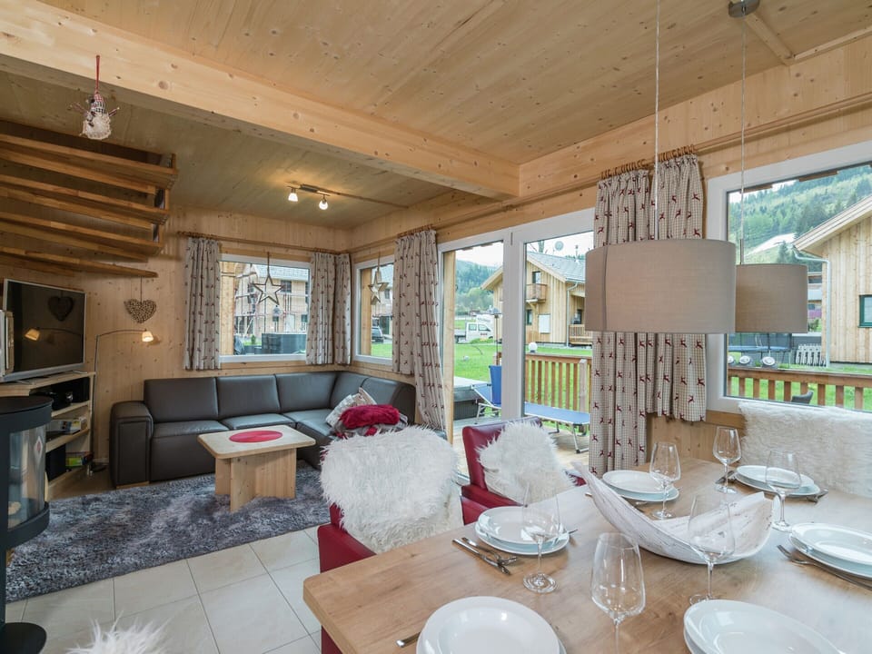 Chalet | Dining
