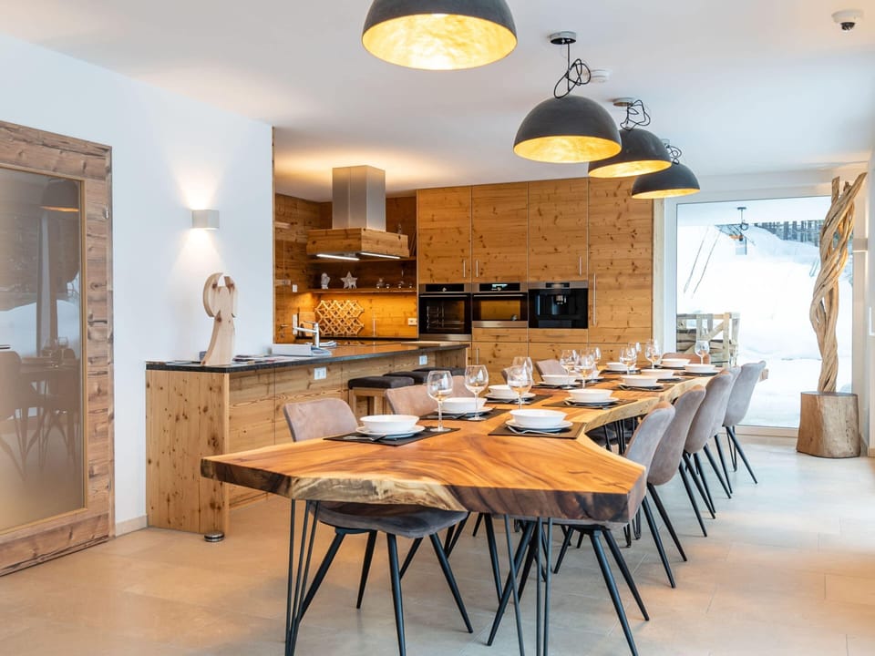House | Dining