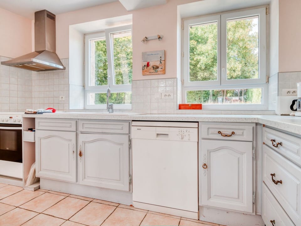 House | 3 bedrooms, individually furnished