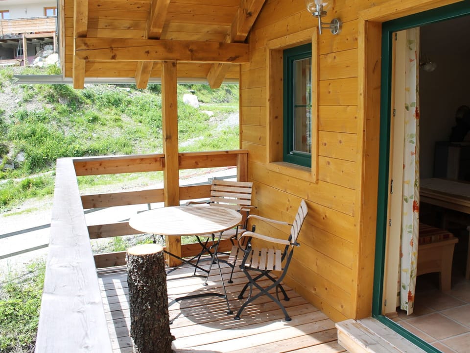 Chalet | Dining