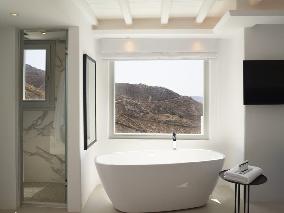 Executive Suite, Private Pool, Sea View | Bathroom | Rainfall showerhead, designer toiletries, hair dryer, bathrobes