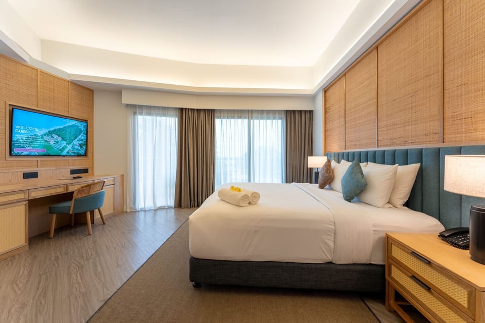 Family Quadruple Room | In-room safe, desk, iron/ironing board, free WiFi