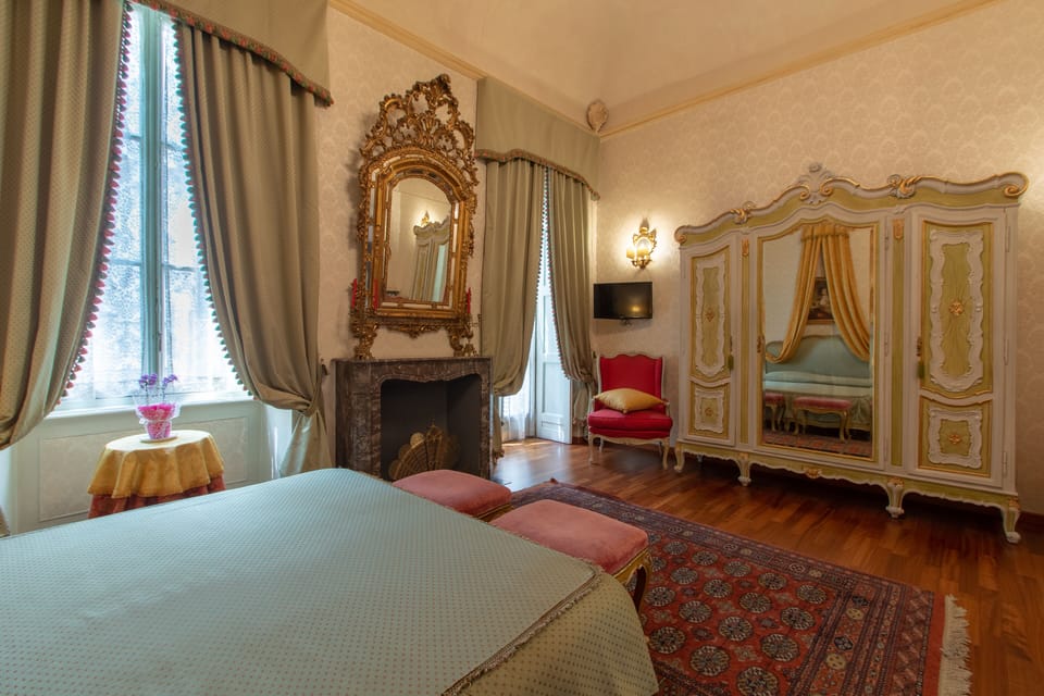 Superior Double Room | Down comforters, minibar, desk, free cribs/infant beds