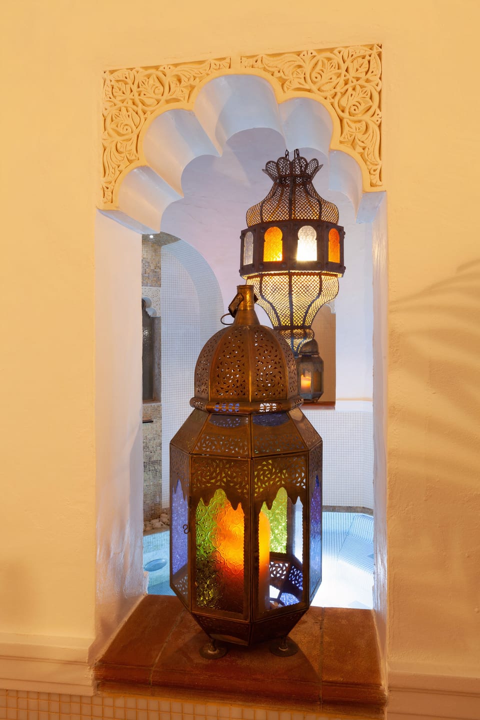 Hot tub, steam room, Turkish bath, body treatments, sports massages