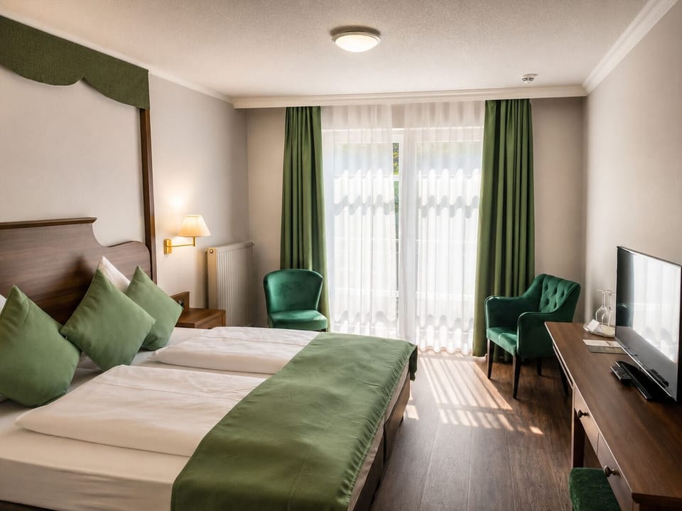 Deluxe Double Room, Terrace | 1 bedroom, desk, free WiFi