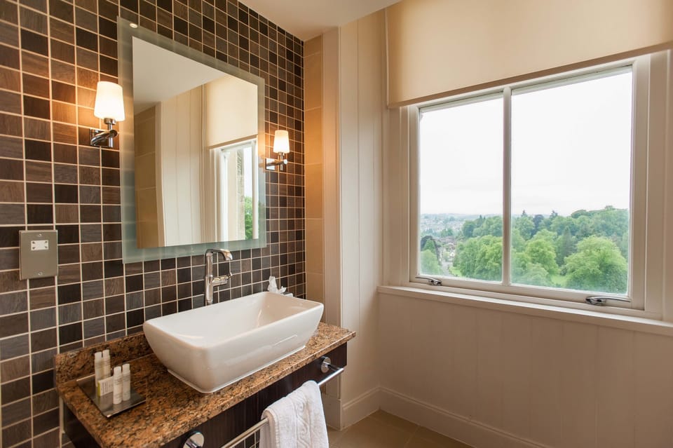 Bathroom | Hair dryer, towels, soap, shampoo