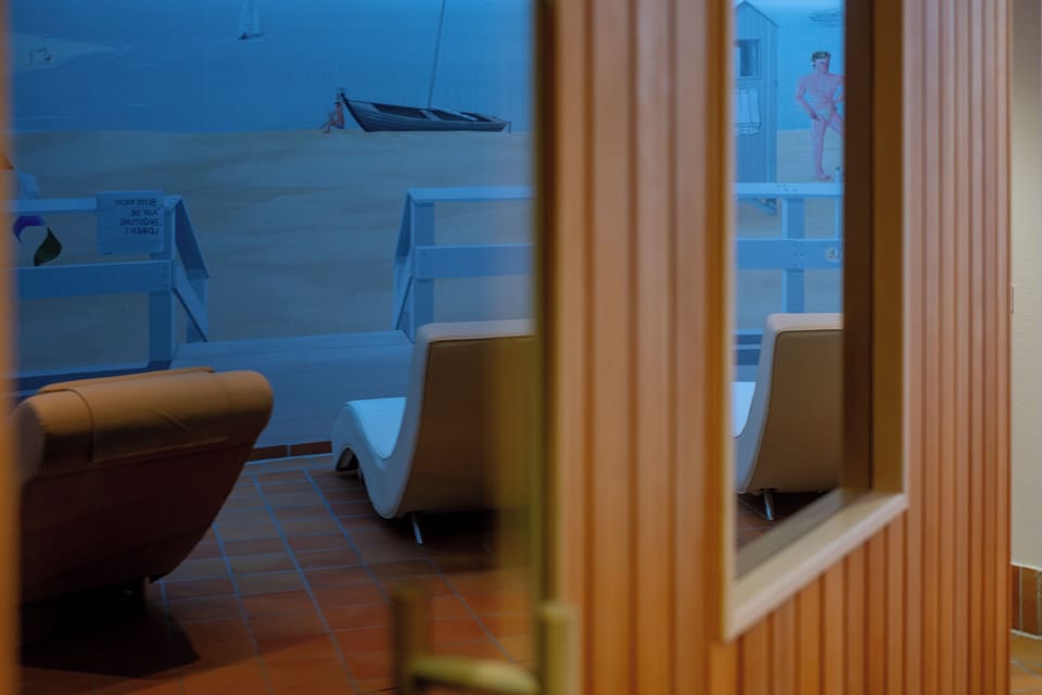 Sauna, steam room