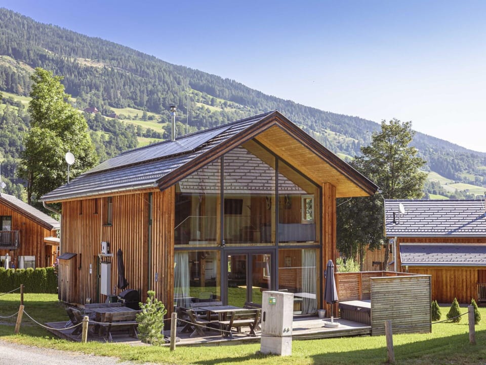 Chalet | Exterior