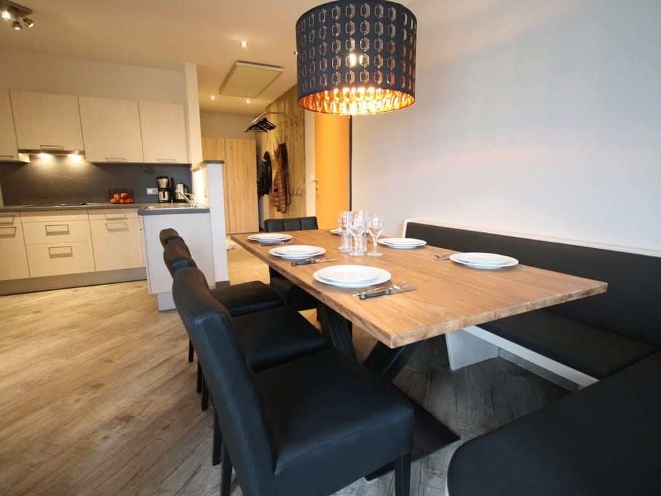 Apartment | Dining