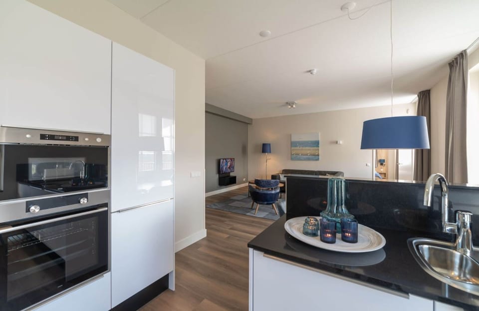 Apartment | Private kitchen | Microwave, oven, dishwasher, coffee/tea maker