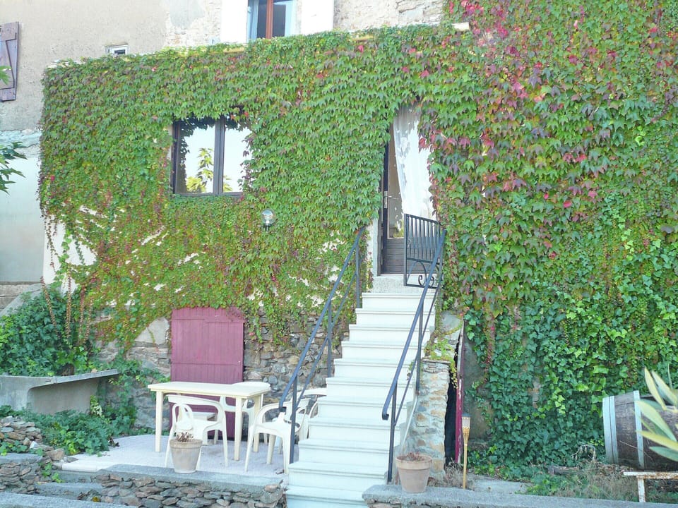 Cottage | Balcony