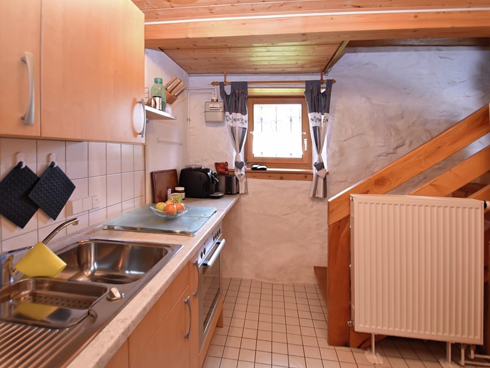 House | Private kitchen | Stovetop, highchair