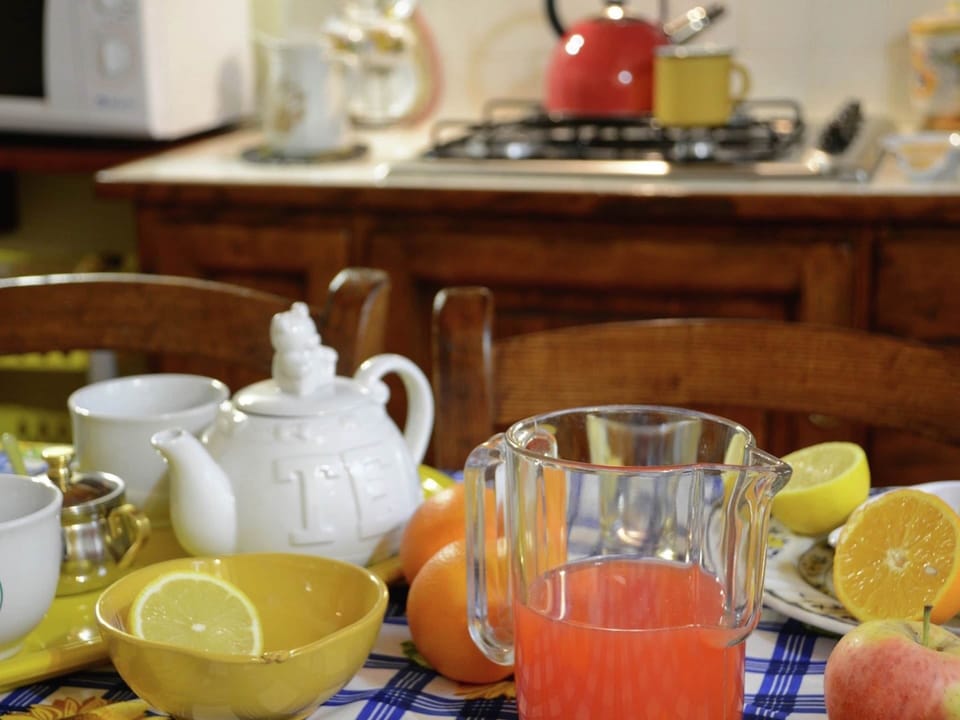 Cottage | Dining