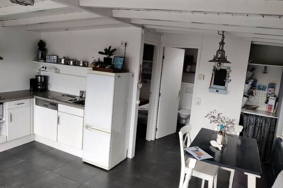 House | Dining