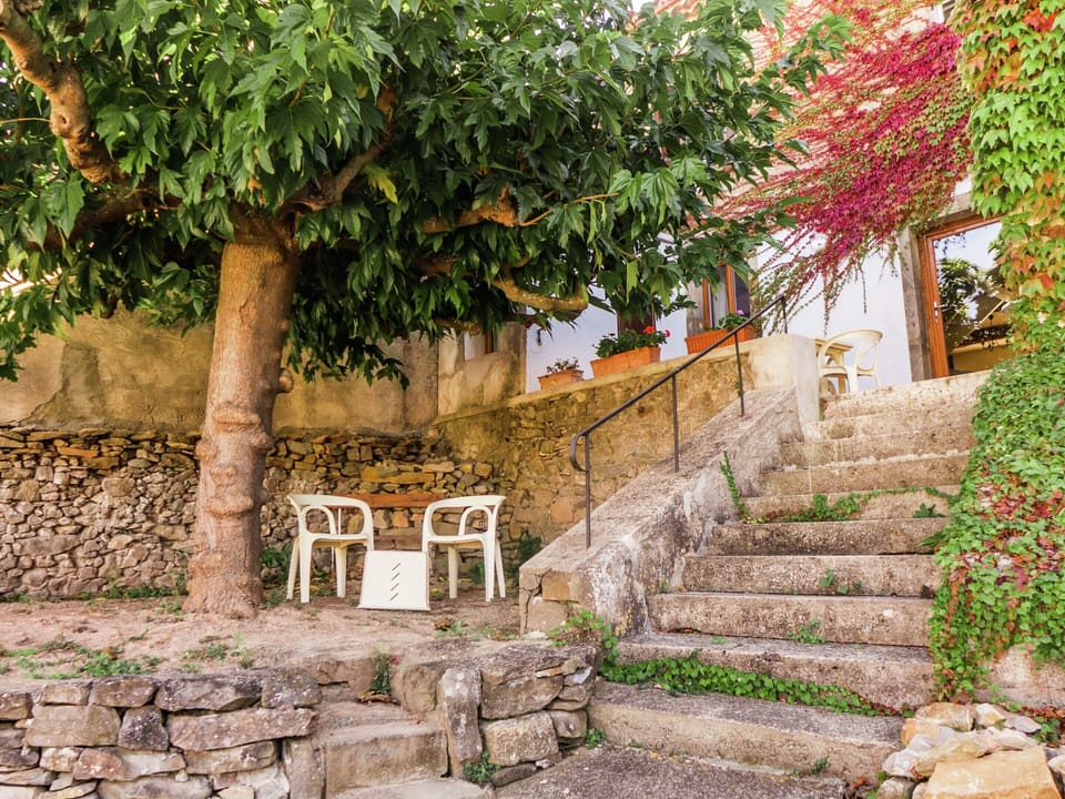 House | Balcony