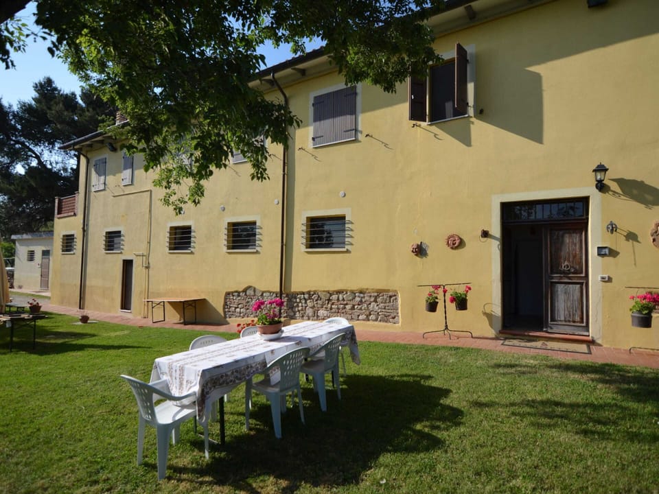 House | Dining