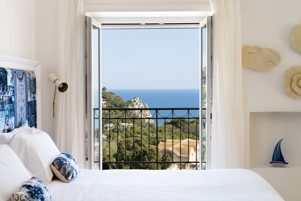 1 bedroom, Frette Italian sheets, premium bedding, down comforters