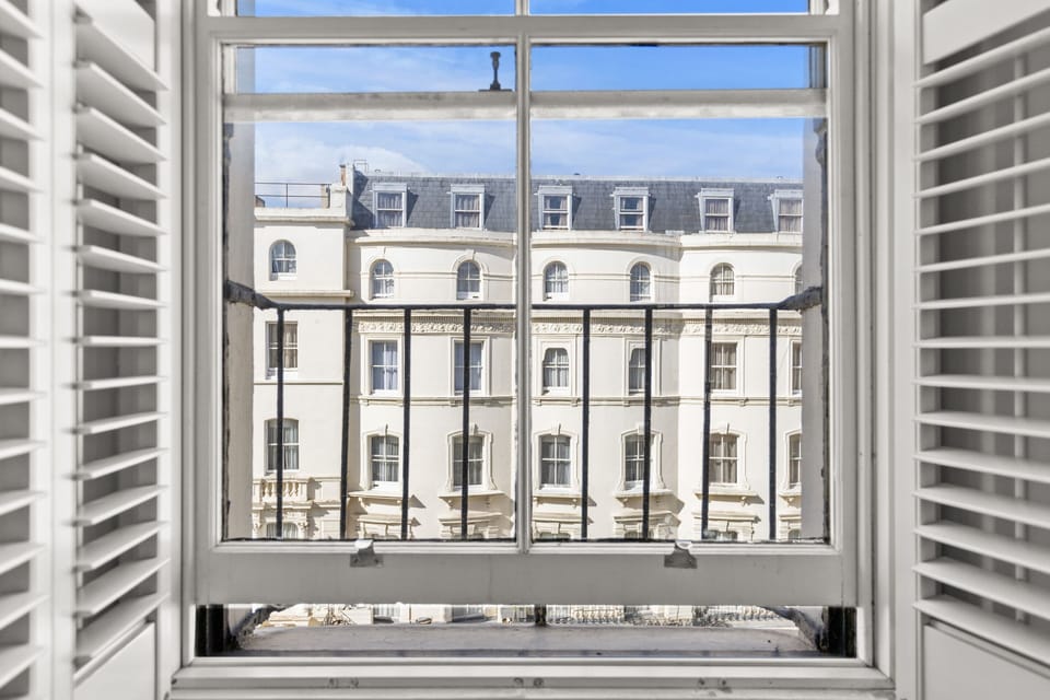 Standard Single Room, Private Bathroom, City View | In-room safe, free cribs/infant beds, free WiFi, bed sheets