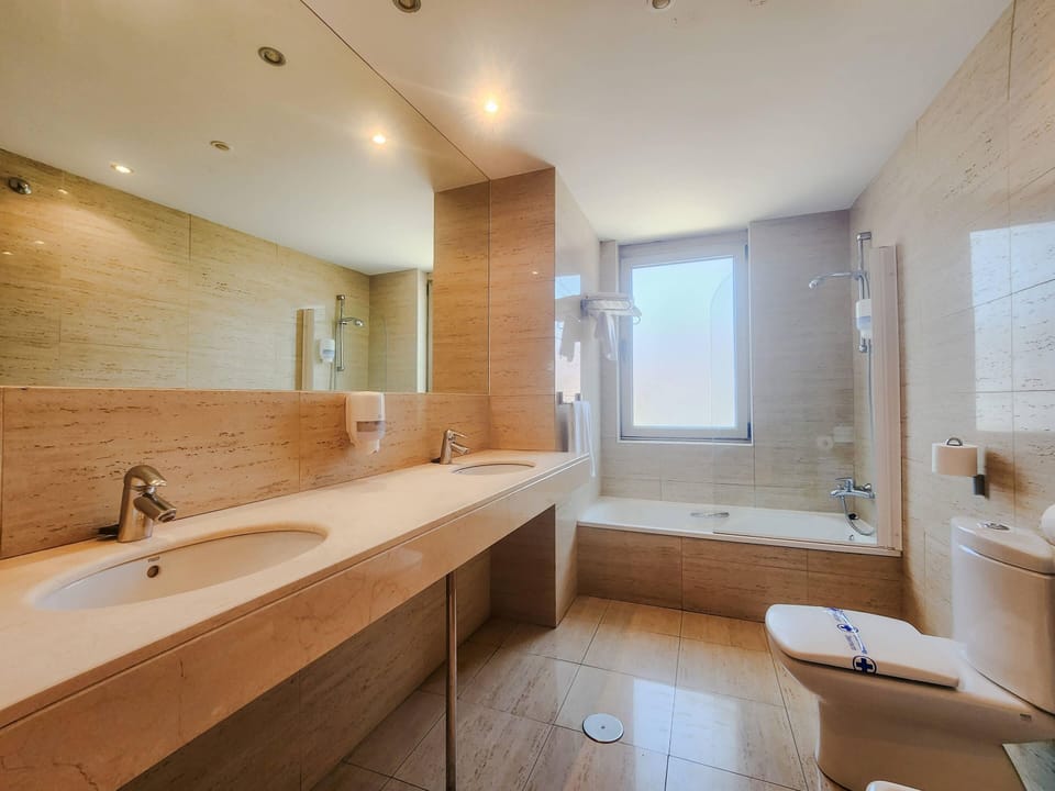 2 Single Beds, Superior Room, with Extra Bed City View | Premium bedding, down comforters, minibar, in-room safe