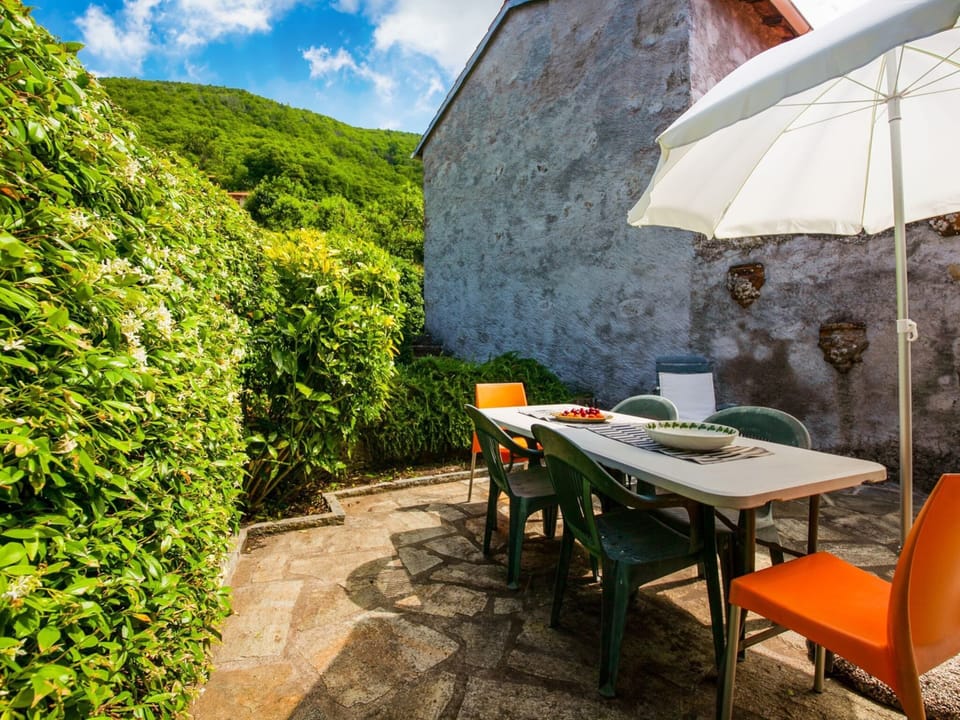 House | Dining