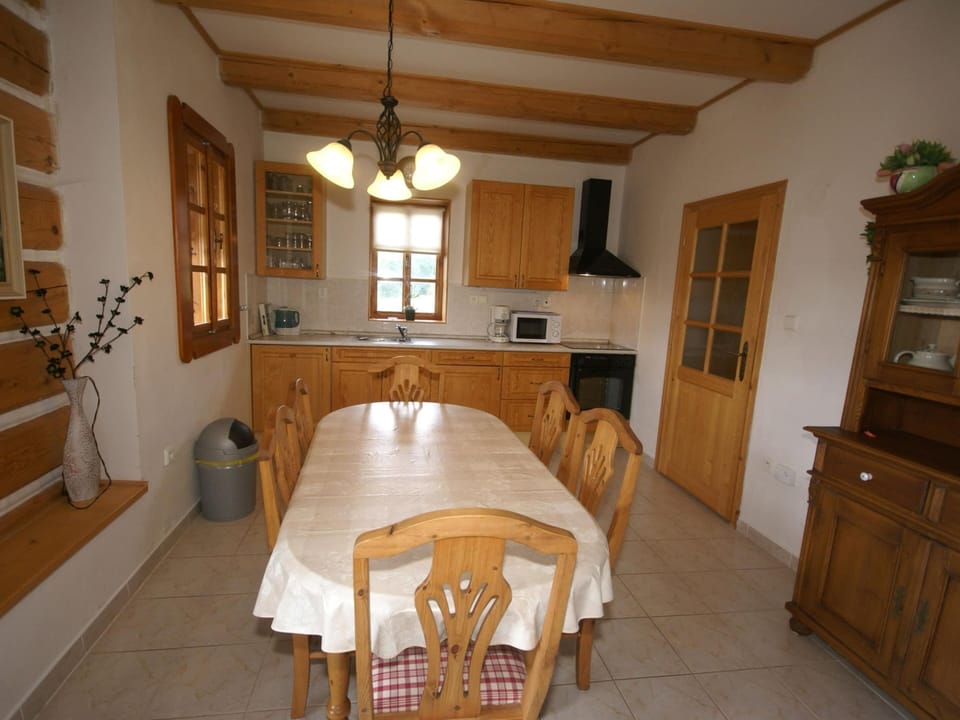 House | Dining
