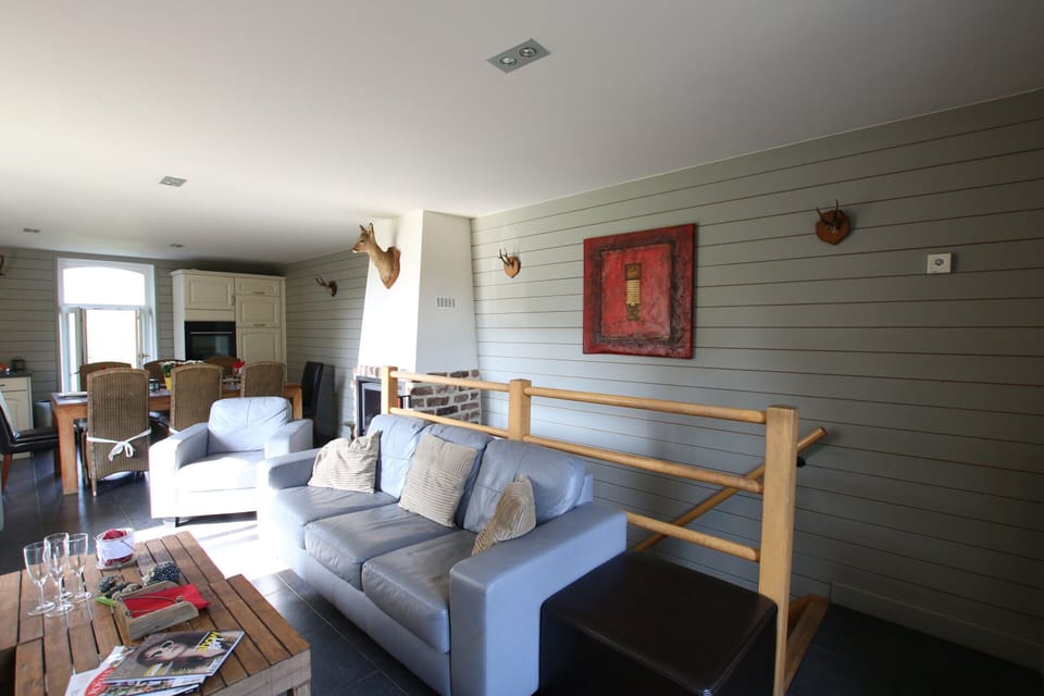 House | Living room | DVD player