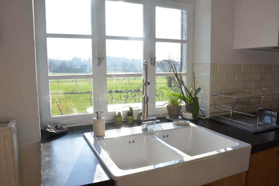 House | Private kitchen | Stovetop, highchair