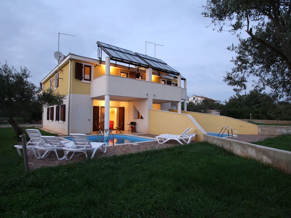 House | Pool | Indoor pool, outdoor pool