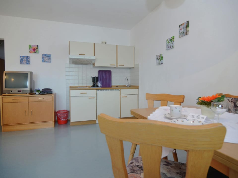 Apartment | Private kitchen | Highchair