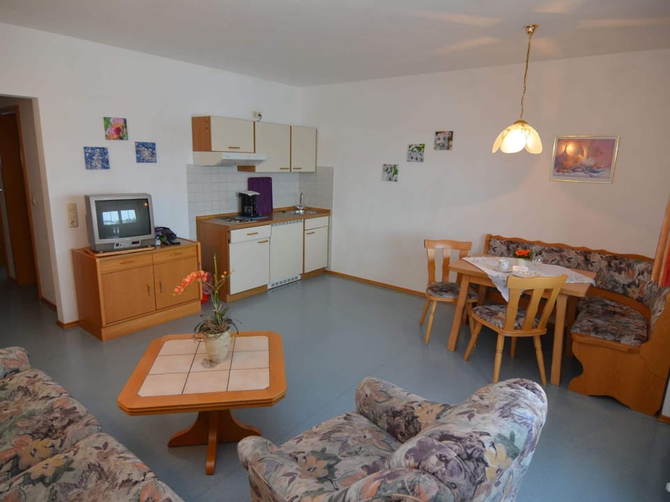 Apartment | Private kitchen | Highchair