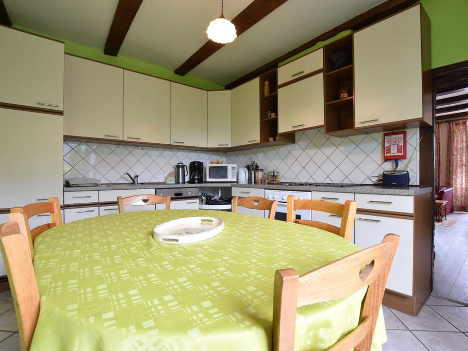 House | Private kitchen | Fridge, highchair
