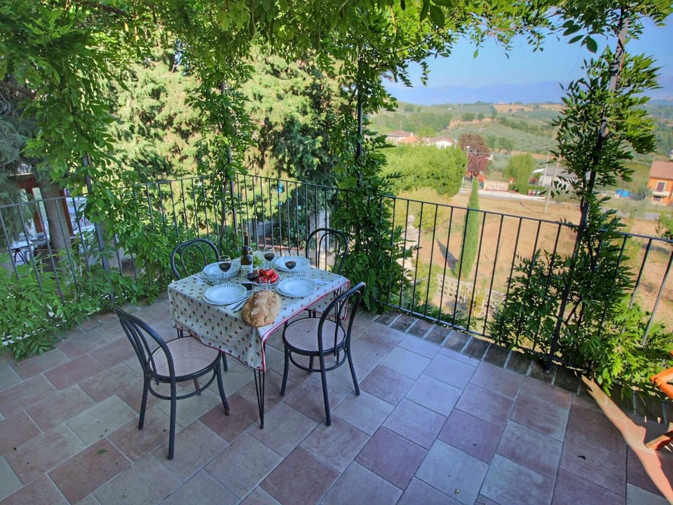 House | Dining