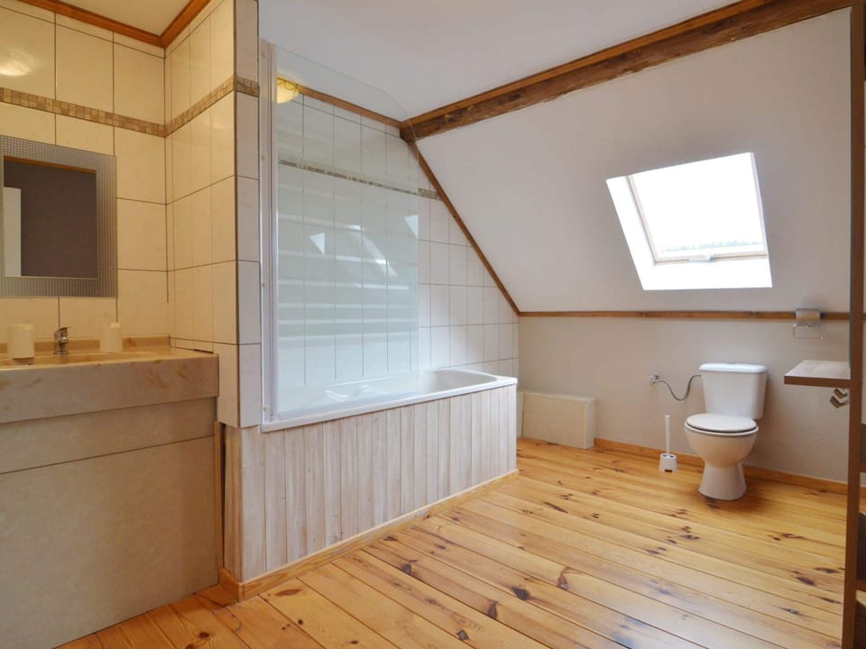 Wellness & Wilderness: Libomont Escape House in Belgium