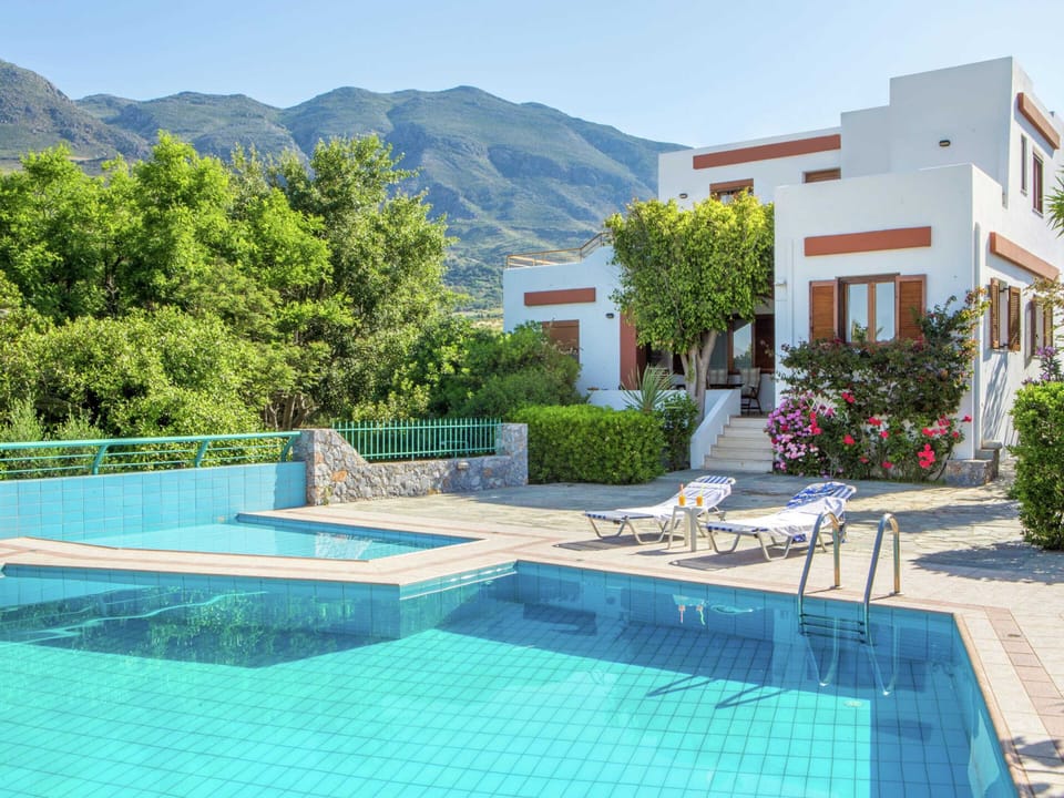 Villa | Pool | Indoor pool, outdoor pool