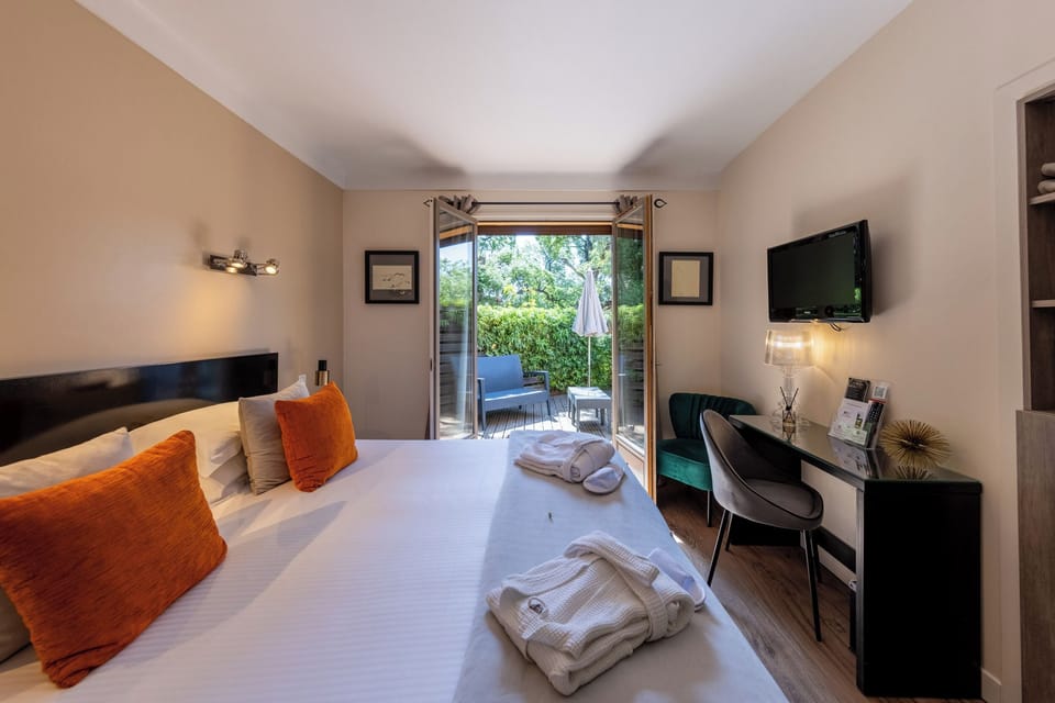 Premium bedding, minibar, in-room safe, individually decorated