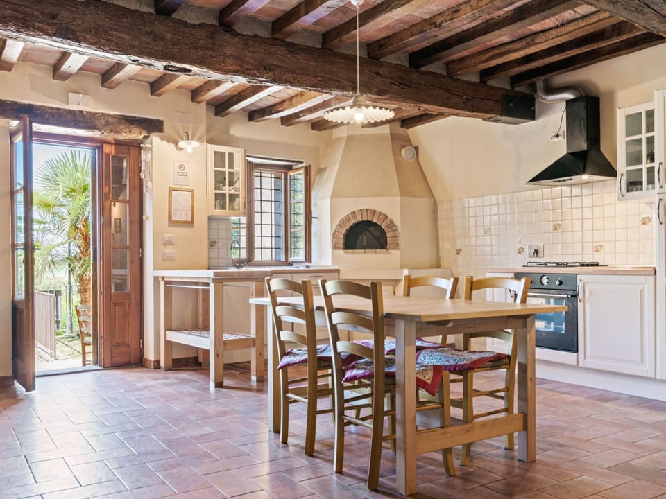 House | Dining