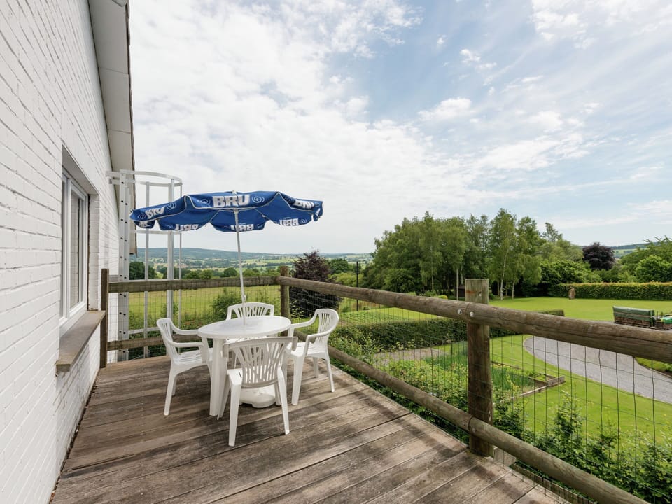 Cottage | Game room