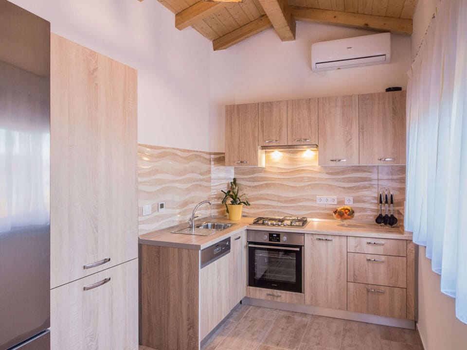 House | Private kitchen
