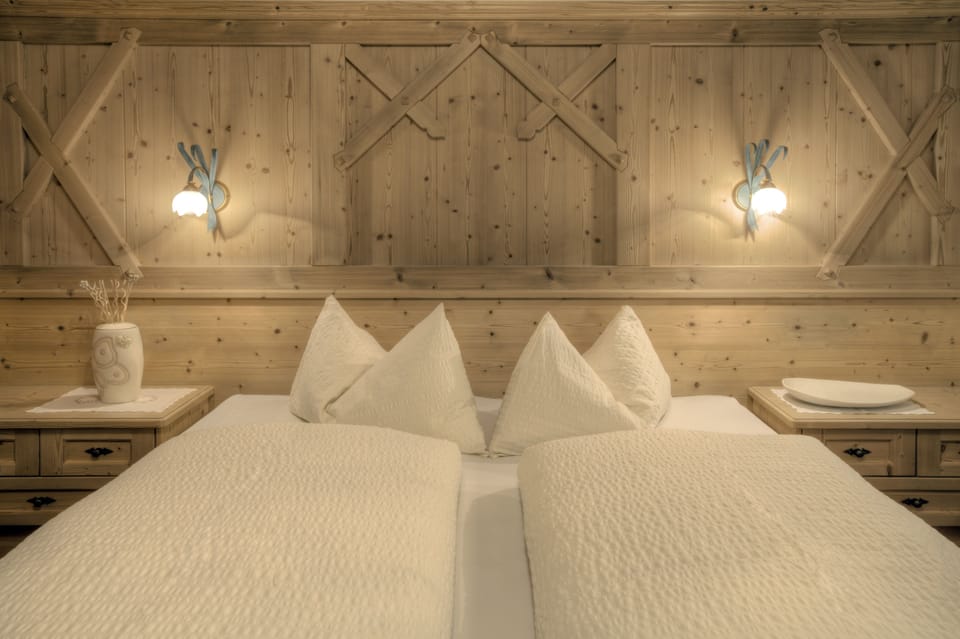 In-room safe, desk, cribs/infant beds, rollaway beds