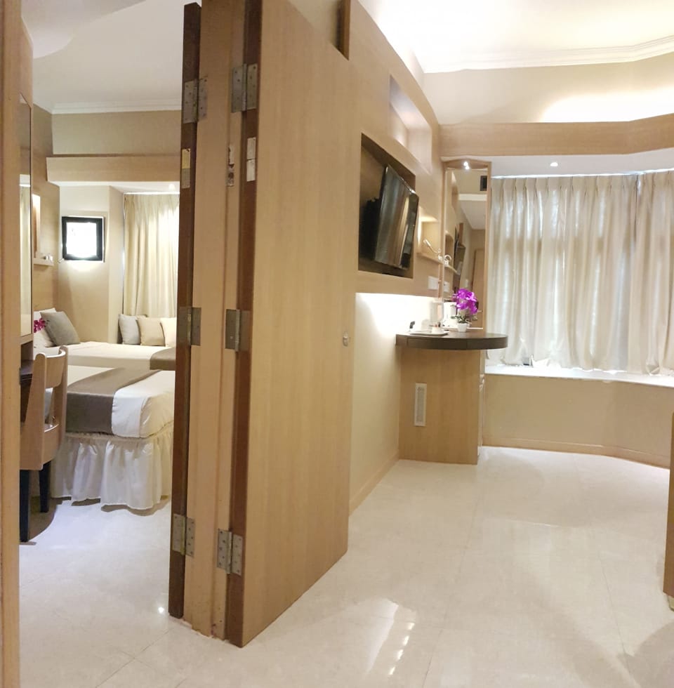 In-room safe, desk, blackout drapes, iron/ironing board (on request)