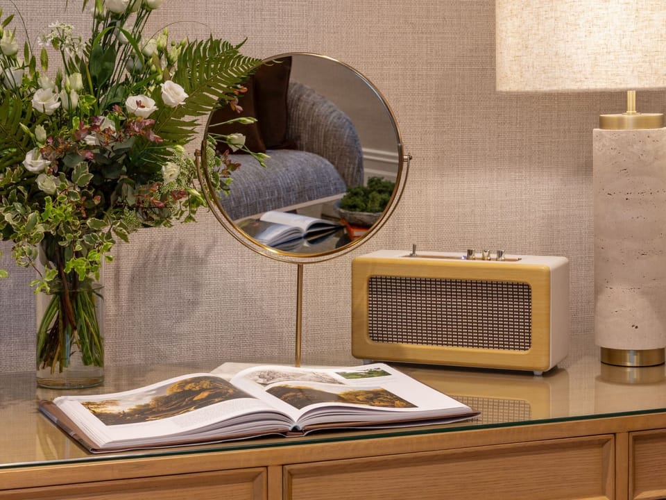 Deluxe Triple | Premium bedding, in-room safe, individually decorated