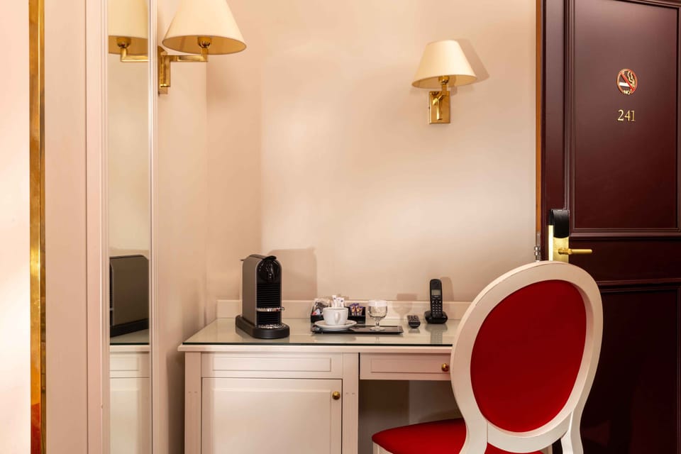 Single Room | Premium bedding, in-room safe, desk, soundproofing