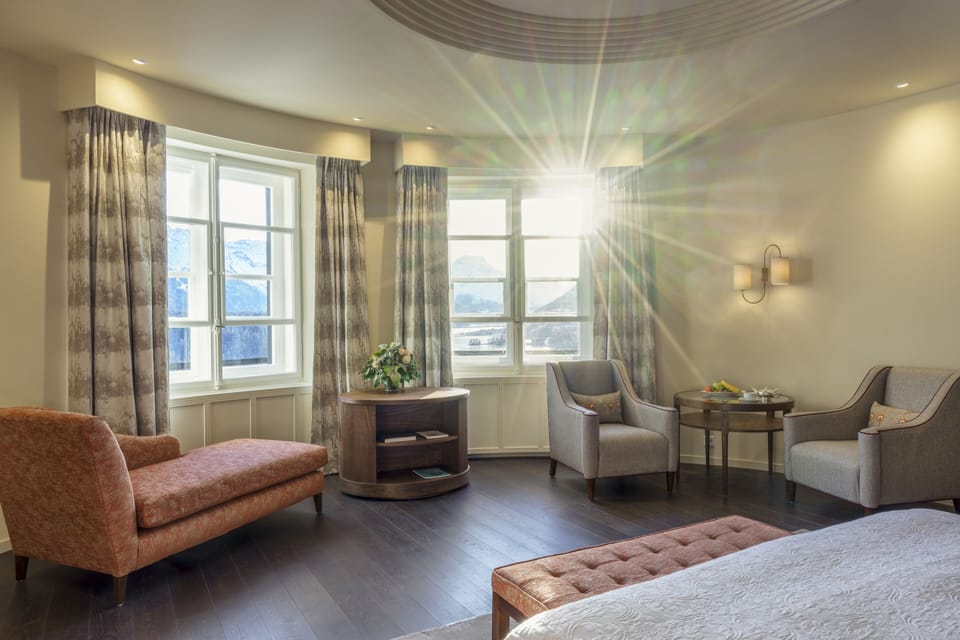 Junior Suite | Premium bedding, down comforters, minibar, in-room safe