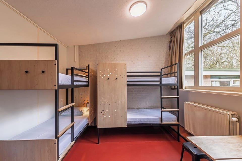 1 bedroom, WiFi (free), bed sheets