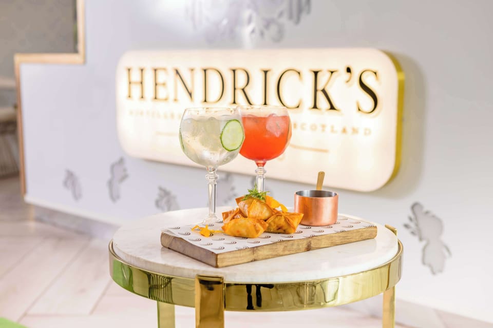 Champagne bar, pool views, open 24 hours